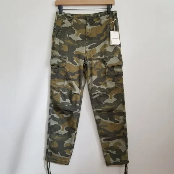 NWT Mother The Sir Yes Sir Camo Cargo Pants in Finding Strength Size 25, 26 $295